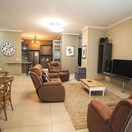 Hnt Atlantic Self Catering Apartment Swakopmund Exterior photo