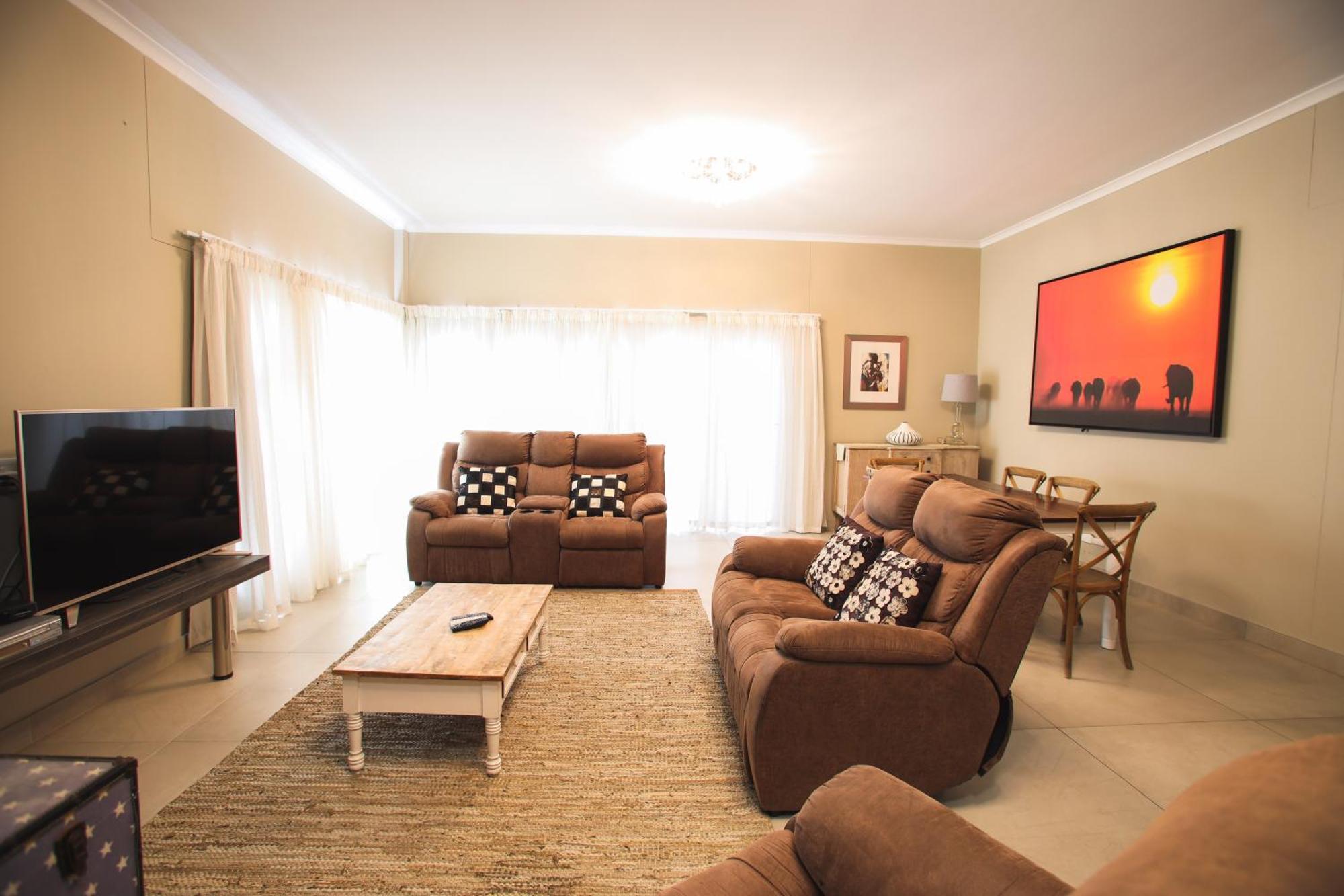 Hnt Atlantic Self Catering Apartment Swakopmund Exterior photo