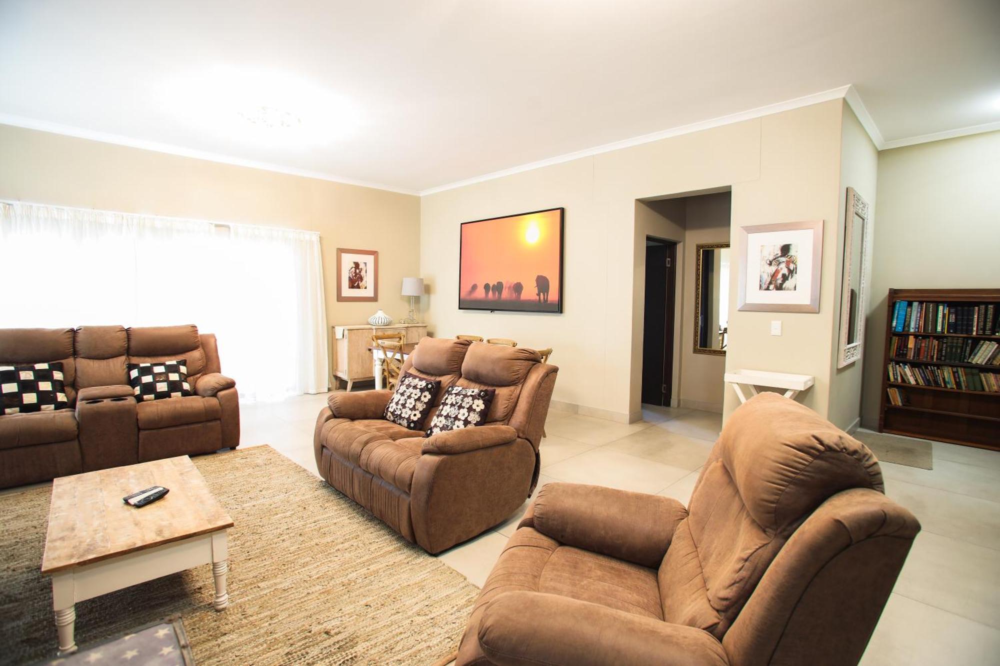 Hnt Atlantic Self Catering Apartment Swakopmund Exterior photo