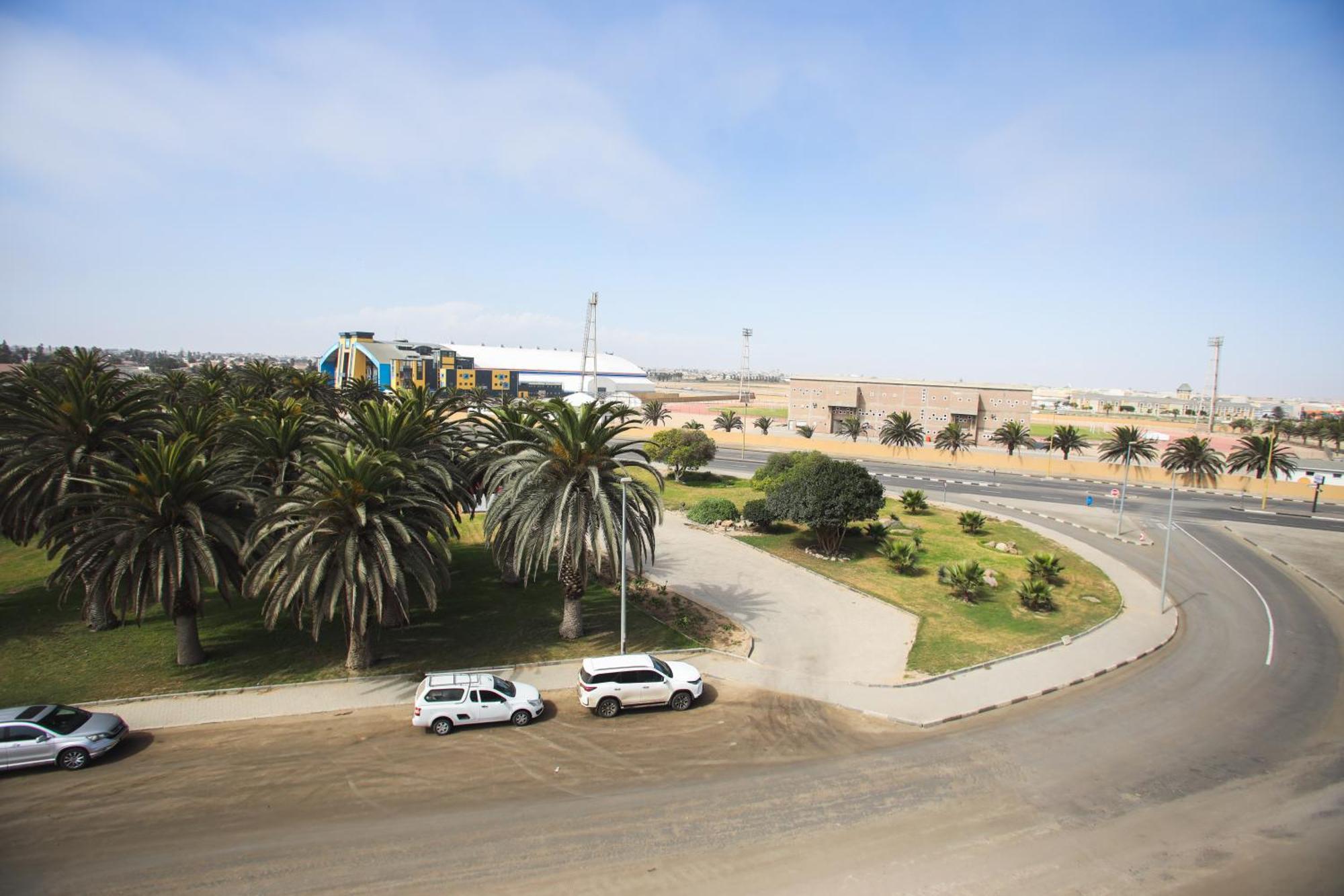 Hnt Atlantic Self Catering Apartment Swakopmund Exterior photo