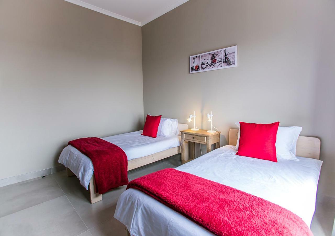 Hnt Atlantic Self Catering Apartment Swakopmund Exterior photo